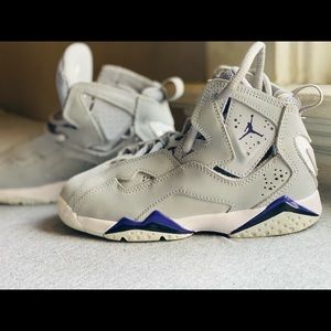 Jordan’s girls size 13c
